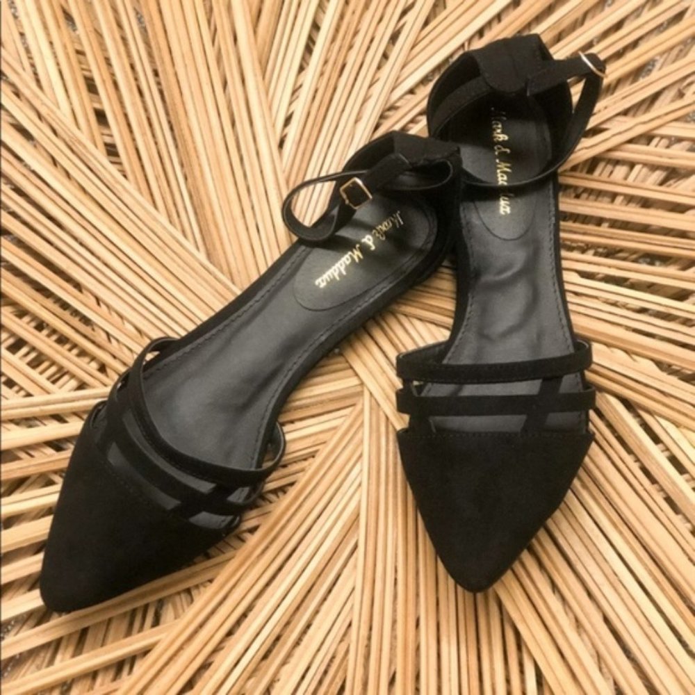 Sz 10 - BLACK ANKLE STRAP FLATS